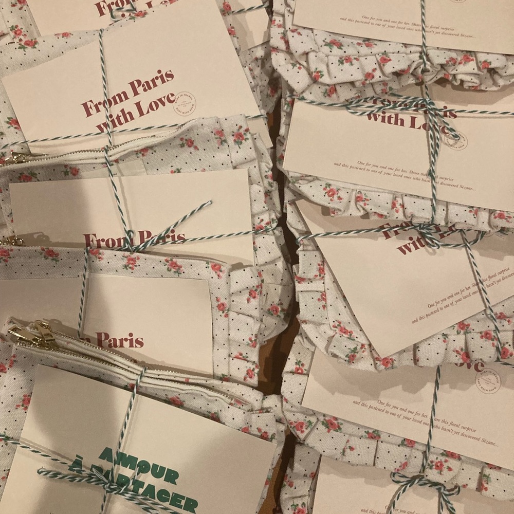 Sézane set of 20 pouches. Brand new